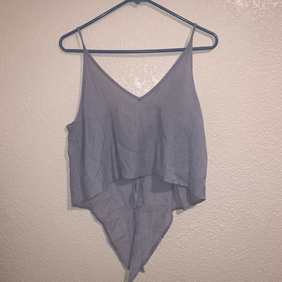 Light blue cropped tank top w/ button & tie up - Picture 6 of 8